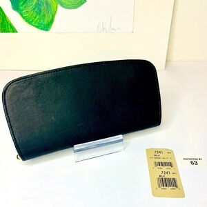 Coach Vintage Black Glove Tanned Leather Zip Around Wallet  Leather NWT …